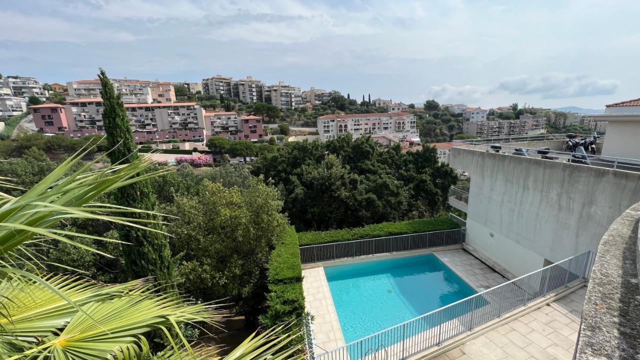 La Villa Ondine - Spacieux Appartement Sur Les Collines Nicoises - Piscine - 2 Parkings - Clim - Wifi 尼斯 外观 照片